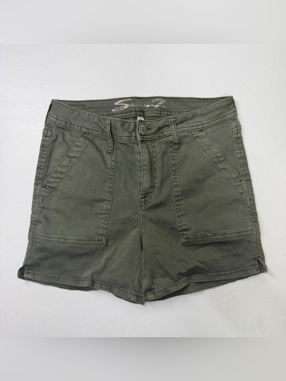 Seven7 Olive Green Utility Shorts Size 4 Patch Pocket